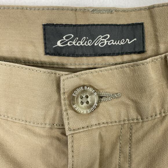 Eddie Bauer Khaki Shorts Mens Size 30 Bermuda 10" Inseam Pockets Hiking Outdoors - Picture 3 of 12